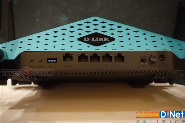 D-Link展示全新802.11ax旗艦路由器：11Gbps保你用十年