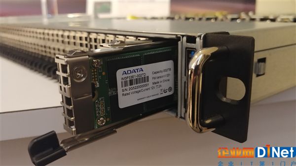 威剛首秀M.3 SSD：單路服務器集成36塊288TB！