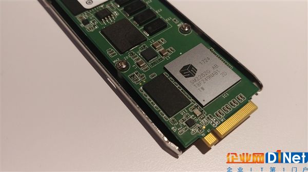 威剛首秀M.3 SSD：單路服務器集成36塊288TB！