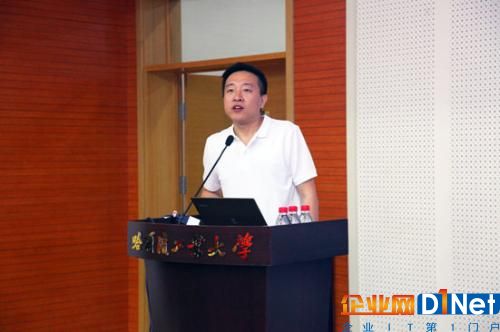 哈工大計算機科學與技術學院黨委副書記李岳鼓勵同學將技術回歸產業